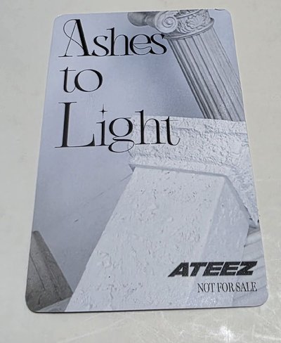 旼琦 Ashes to Light UM特典卡