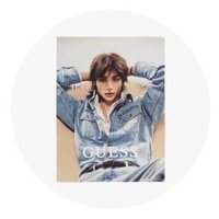寫真集 GUESS 牛仔系列線上預購禮 型錄