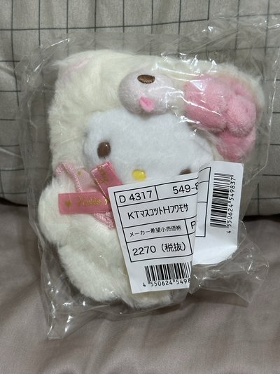 Kitty 蓬鬆小熊🐻