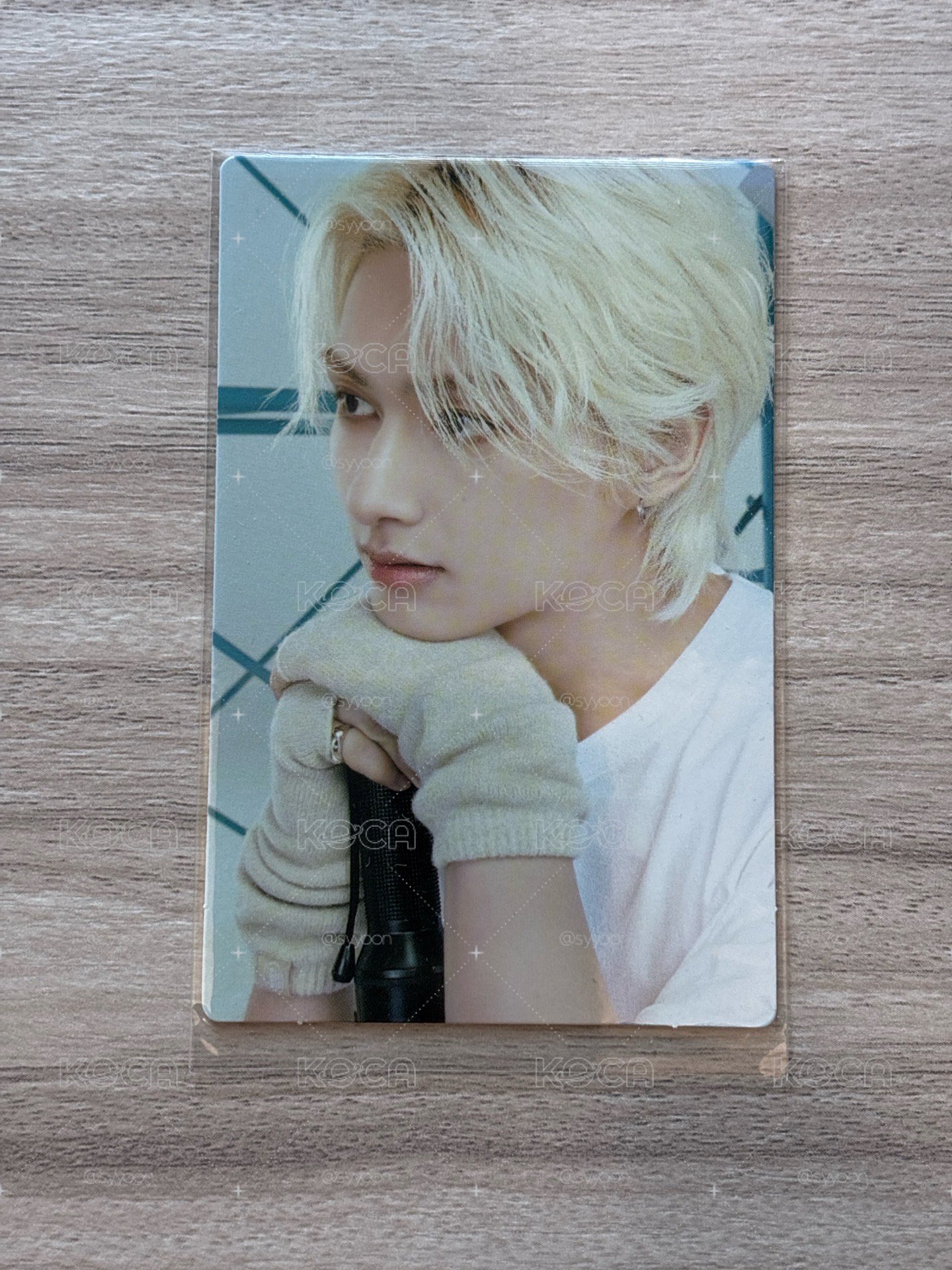 Seventeen Jun 俊 23’克拉島 隨機卡 