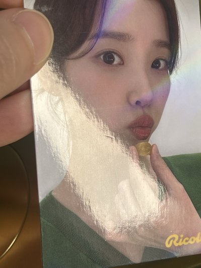 IU 喉糖小卡