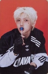 ANITEEZ IN COLOR 隨機卡 卡包