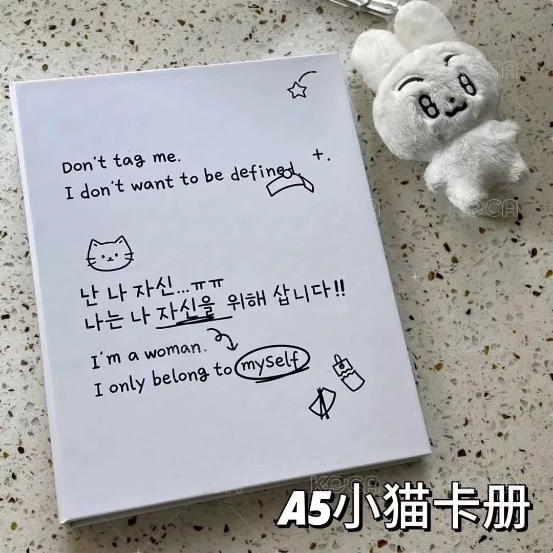 白色小貓四宮格卡冊