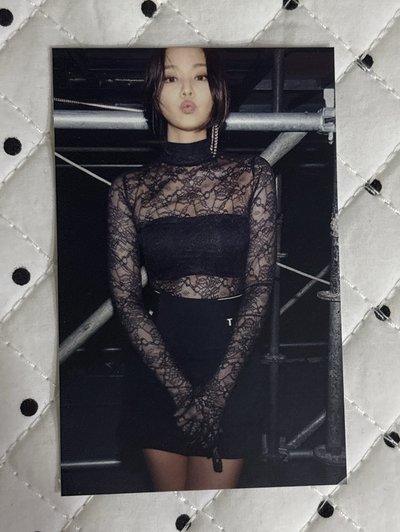 Jennie 卡冊卡妮💛