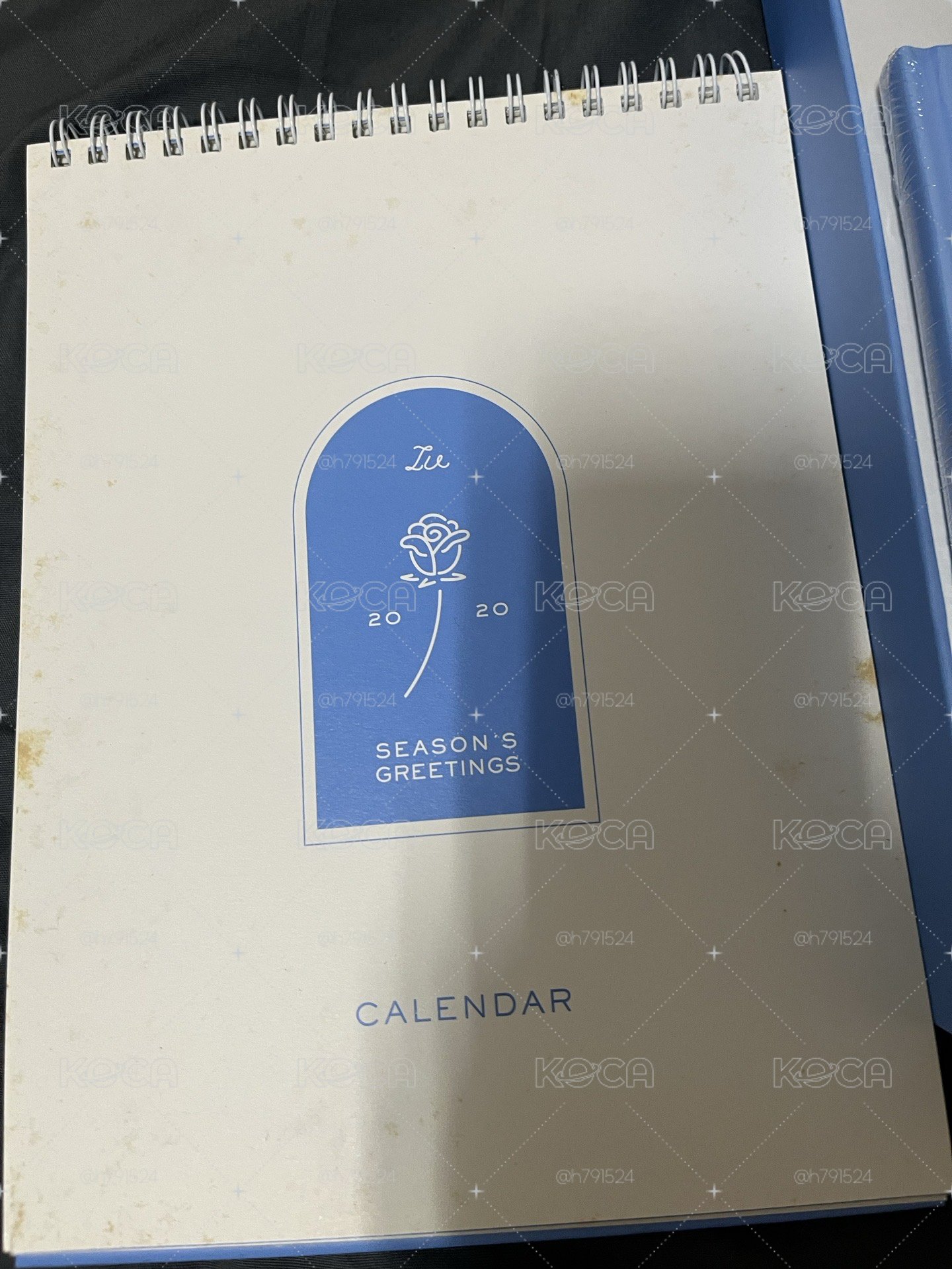 IU 李知恩 2020年曆