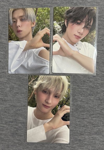 TXT starkissed 日專比心卡