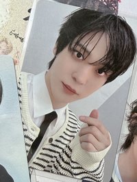 윤
