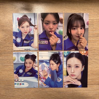 TWICE 十週年隨機卡包小卡