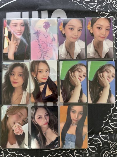 Viviz時期嚴智小卡