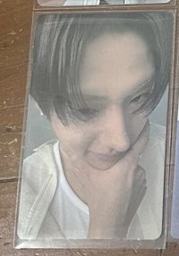 相沅摸臉