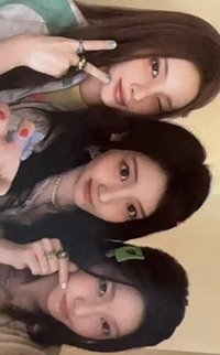 MAMIHLAPINATAPAI bn walmart hello82 target wvs USA Kpop Nara 特典卡 美區多人卡