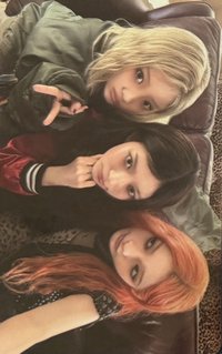 MAMIHLAPINATAPAI target walmart wvs USA Kpop Nara bn hello82 特典卡 美區多人卡