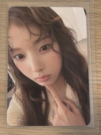 指臉Jiwoo