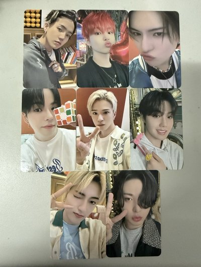 TREASURE BFF 外套卡