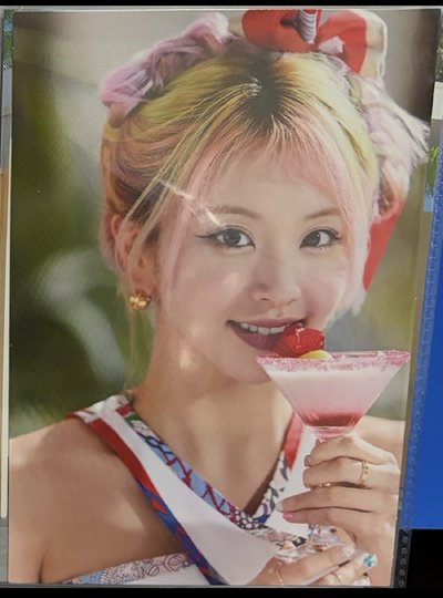 彩瑛