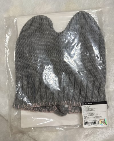 全新未拆-辰毛帽