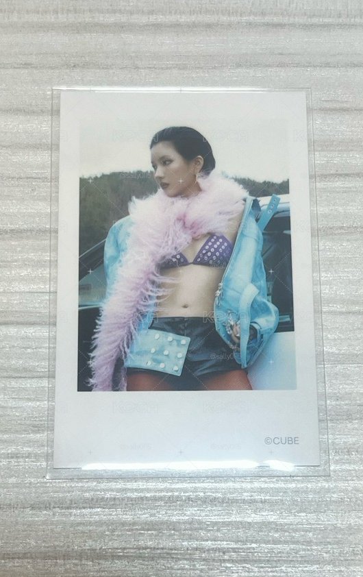 Soyeon拍立得小卡