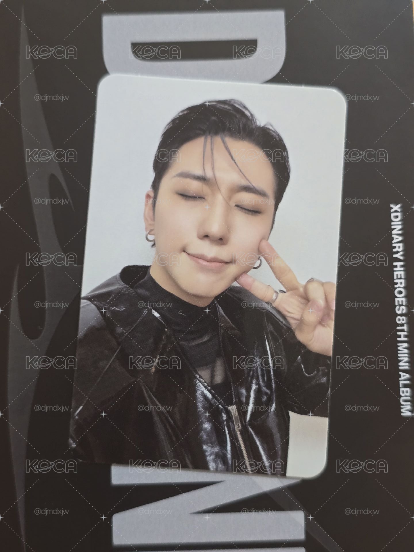 gun-il DEAD AND 專輯卡 keyring ver.