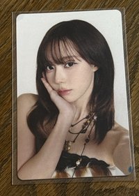 摸臉