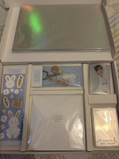 S.coups生日禮二代+四代（配置齊全）