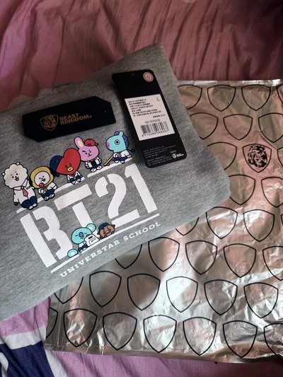 野獸國xBT21帽T（麻灰色）、MOTS快閃店帽T