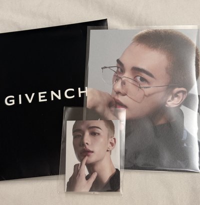 Givenchy紀梵希明信片1.0 🥝