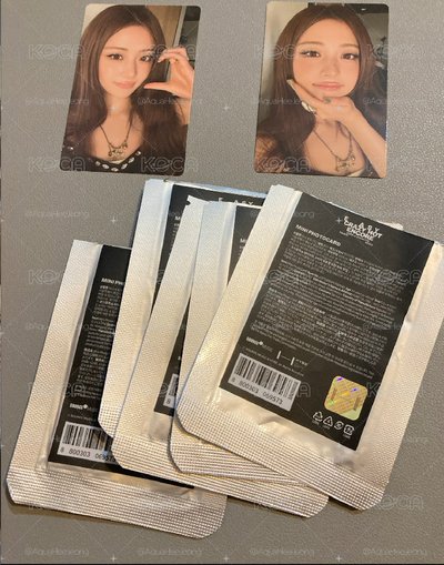 (私訊最低價)內含捧臉允👋 25巡迴 首爾安可隨機卡