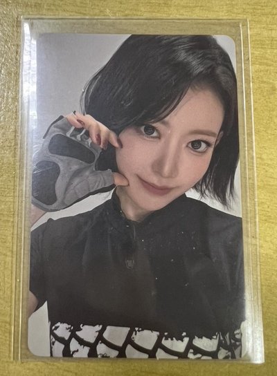 INVITATION 電影卡 5/2出道紀念特典 1.0 2.0 透卡