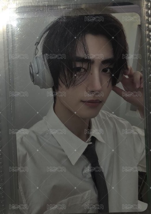 耳機陽光男孩