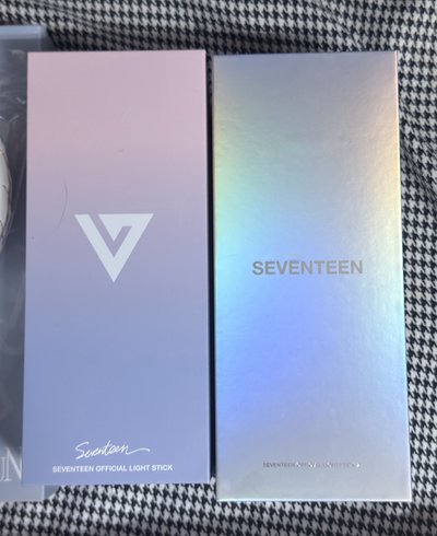 （現貨 三樣不拆出（含DK手燈吊飾） 可當日寄出）seventeen 一代 二代克拉棒 小鼓 手燈 應援棒