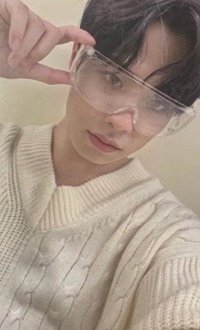 Target: ME Kpopstore 特典卡 