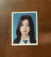 朱藝莉證件照