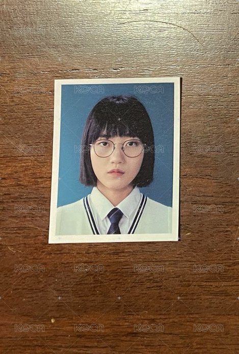 崔京證件照