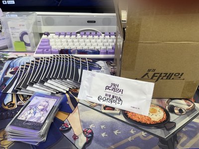 現貨 🇰🇷 韓國貢茶 x 崩鐵 聯名 白厄 遐蝶 杯墊 吊飾 杯套 小卡