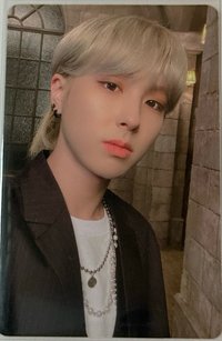 首張單曲專 專輯卡 
