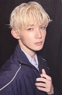 BTL yzy 4.0 簽售卡 