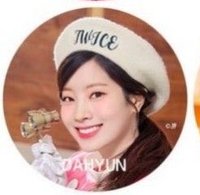 TWICE in Wonderland 徽章 
