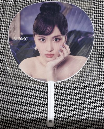 （全新未拆現貨 紙箱寄出 可當日寄出）twice MISAMO momo 迷一 大扇 扇子
