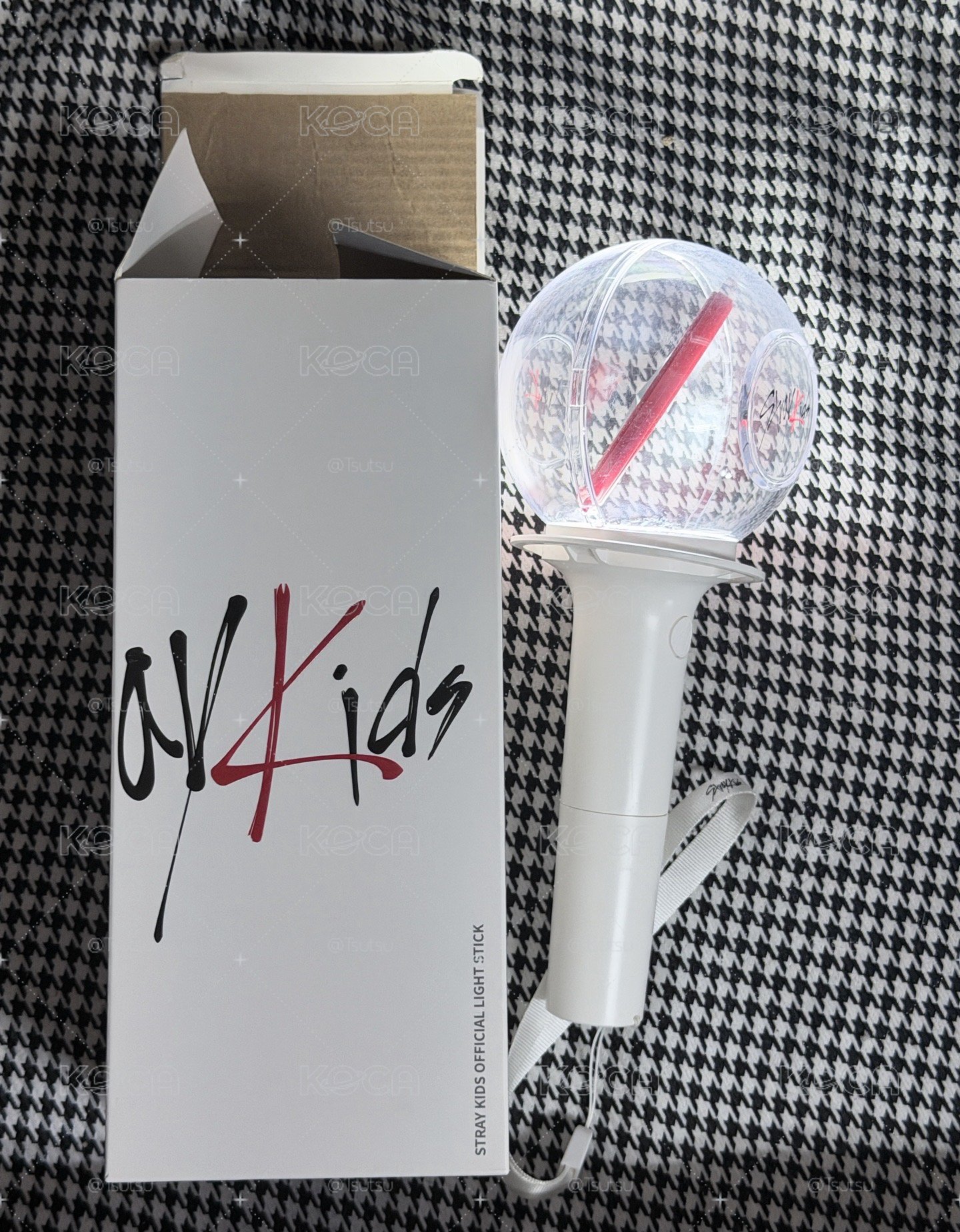(現貨 紙箱寄出 可當日寄出）straykids skz 一代手燈