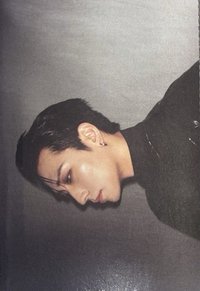 迷八 海報 Hero 摺頁