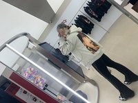 亞洲首發 淺色連帽外套(預購S/M/XL）示意圖為M