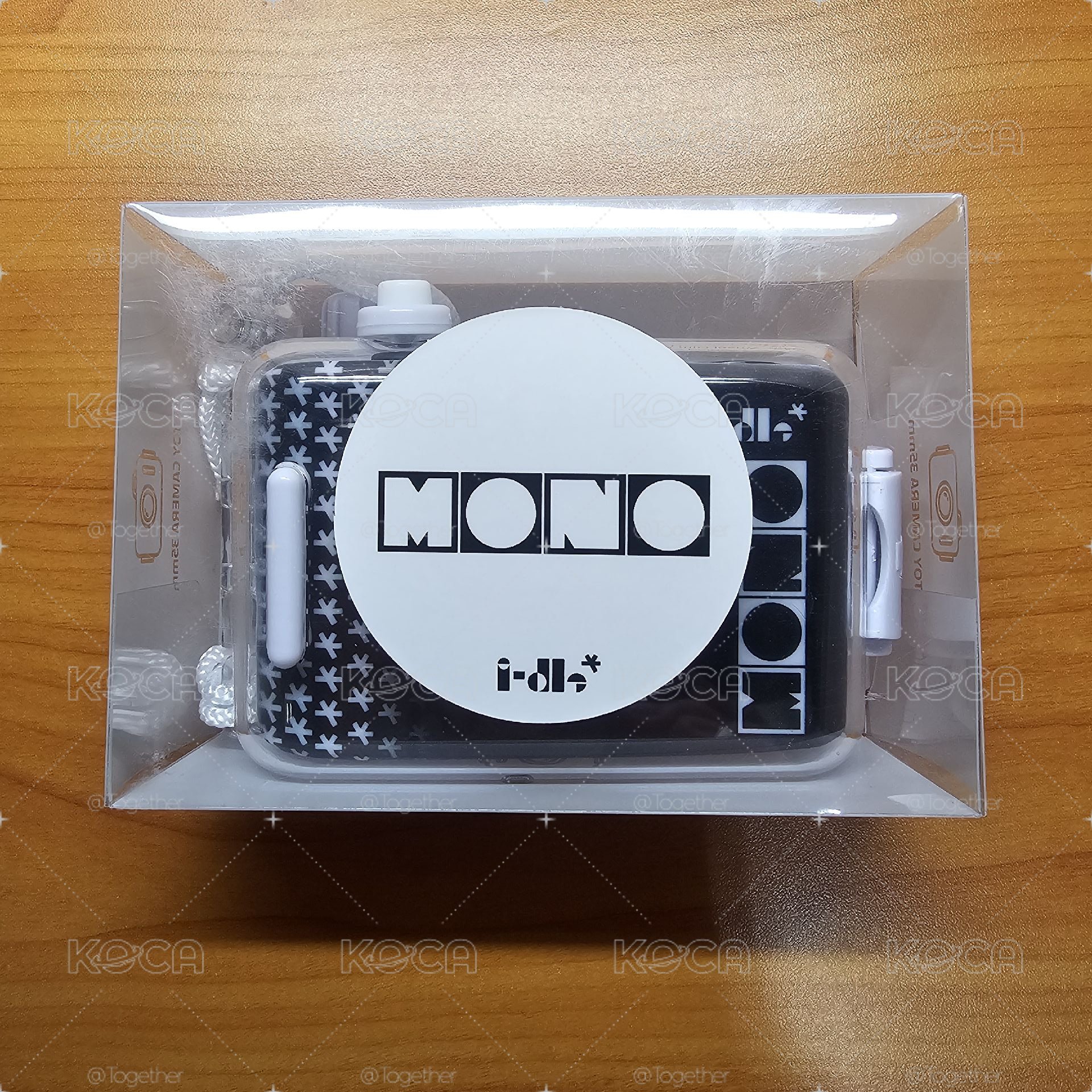 Mono 逆應援底片相機