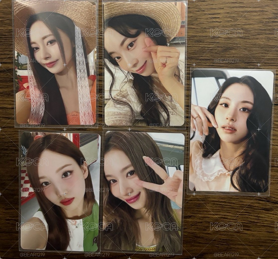#TWICE5小卡區