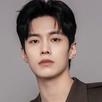 何與