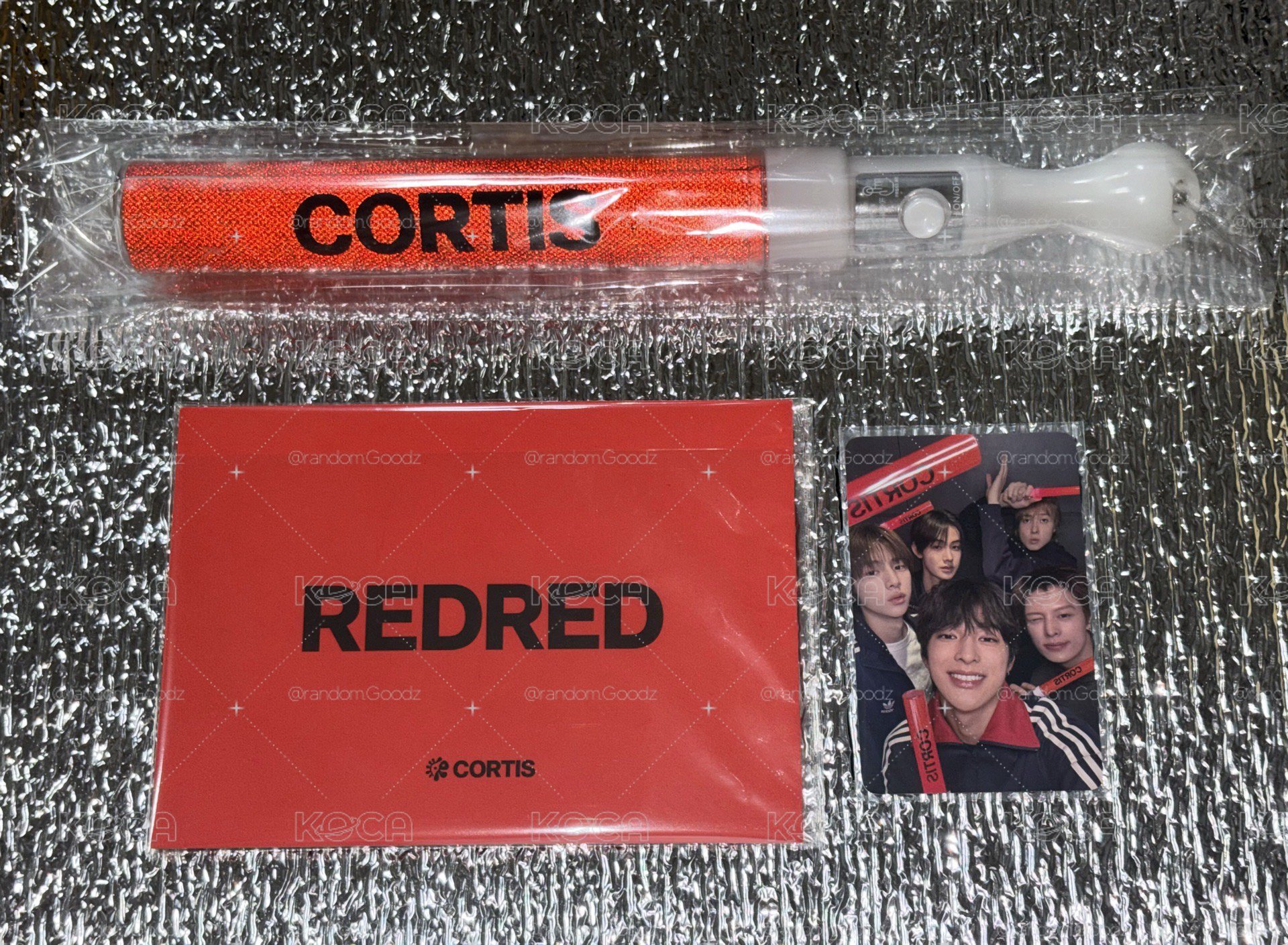 CORTIS REDRED Release Party入場卡+手燈 