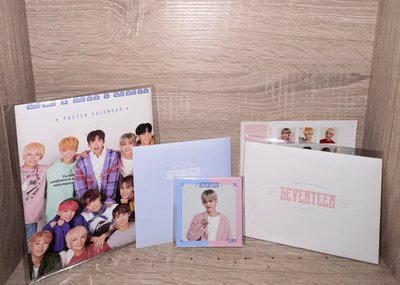 SEVENTEEN 2018 年曆組