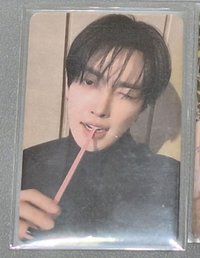 咬吸管特典卡