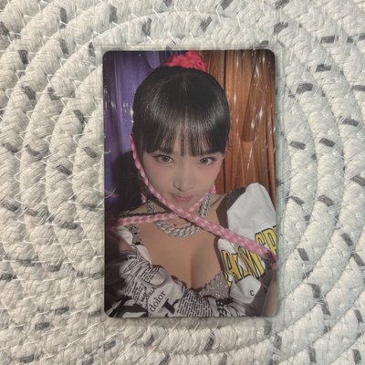 Yena 崔叡娜 SMiLEY 專輯卡 綠版