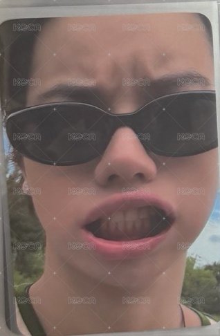 吳律大臉