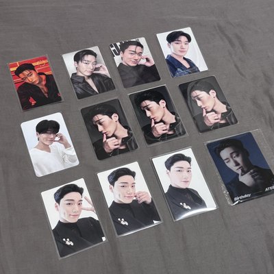 ATEEZ 傘小盤兩圖